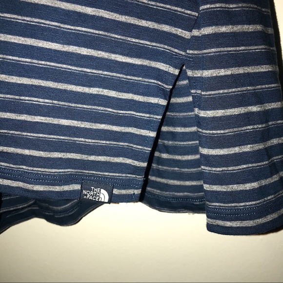 NWOT North Face lightweight hoodie quarter sleeve - Picture 4 of 8